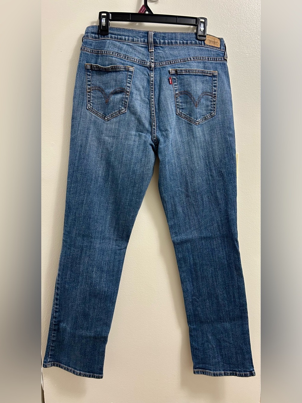 Levi's Medium Blue Straight-Leg Women's Jeans - Picture 2 of 6